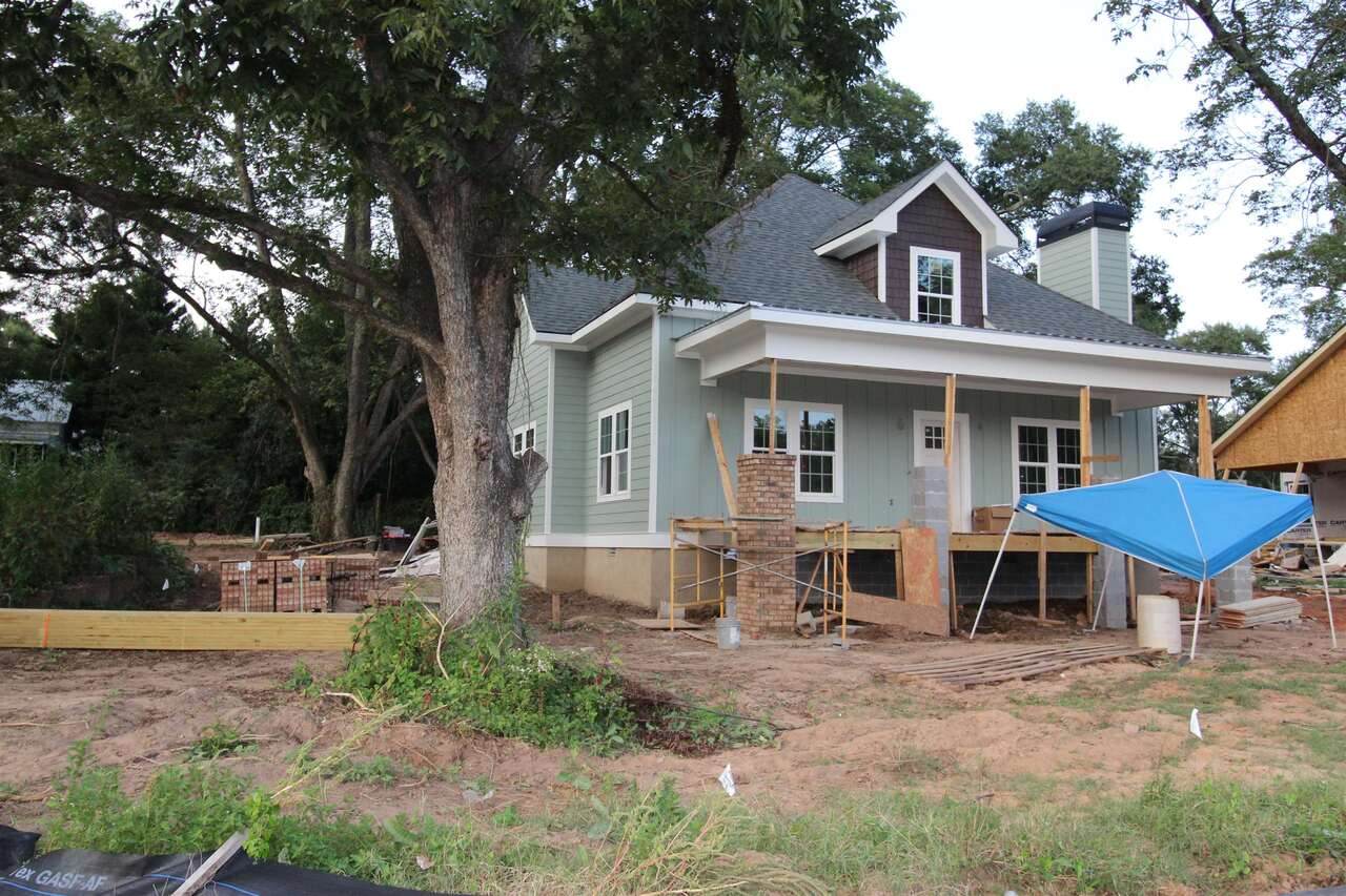 2022 Madison Street - Photo 1