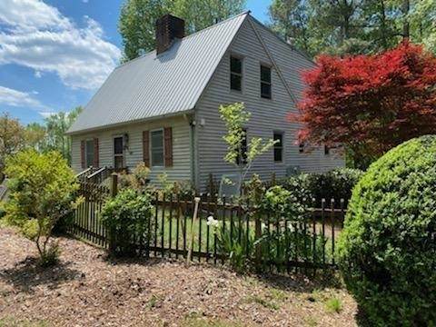 140 Roland Road - Photo 1