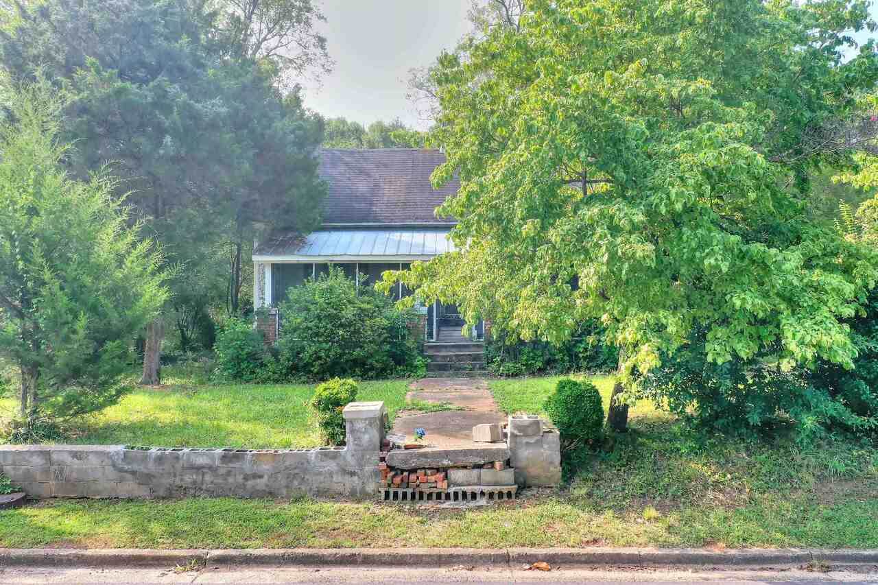 390 Athens Avenue - Photo 1