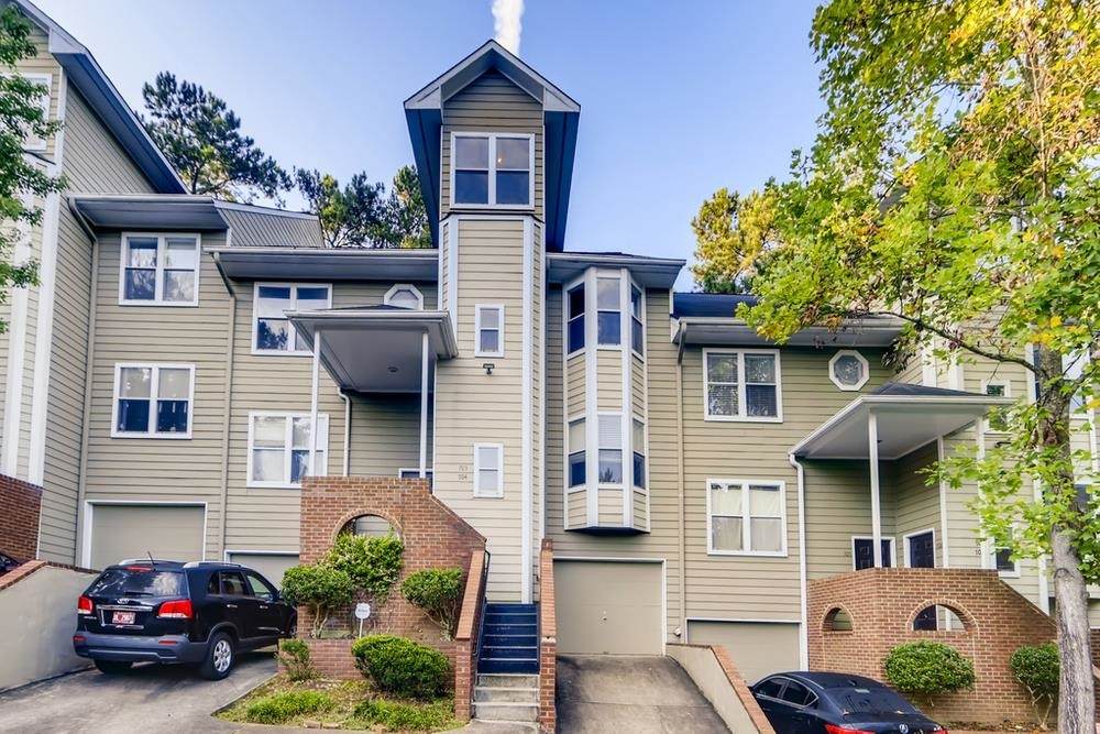 704 Ivy Green - Photo 1