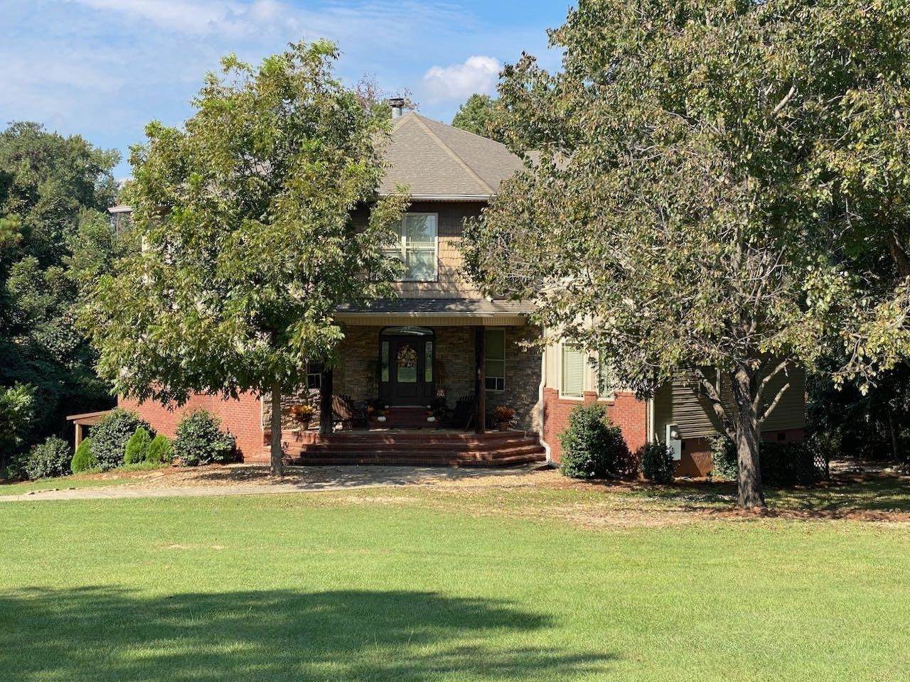 155 Osage Circle - Photo 1