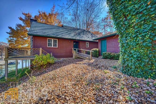 566 Sequoia Drive - Photo 1