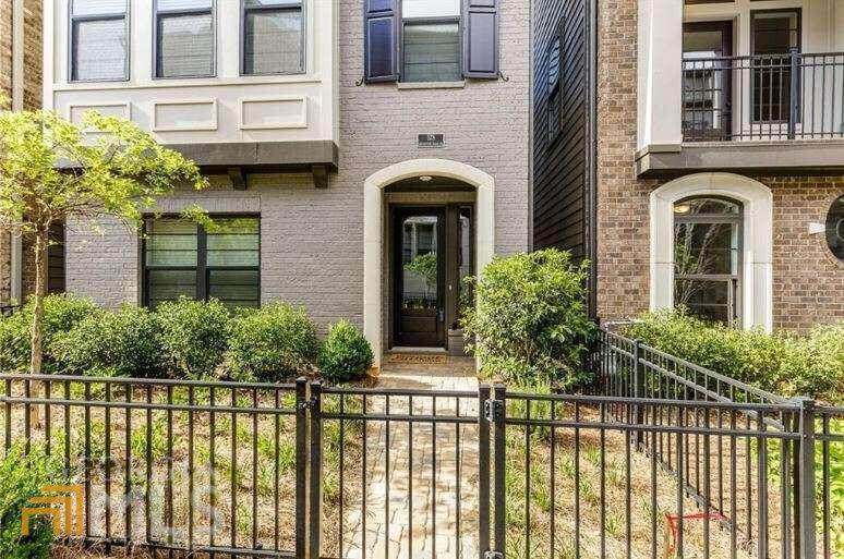 578 Broadview Place - Photo 1