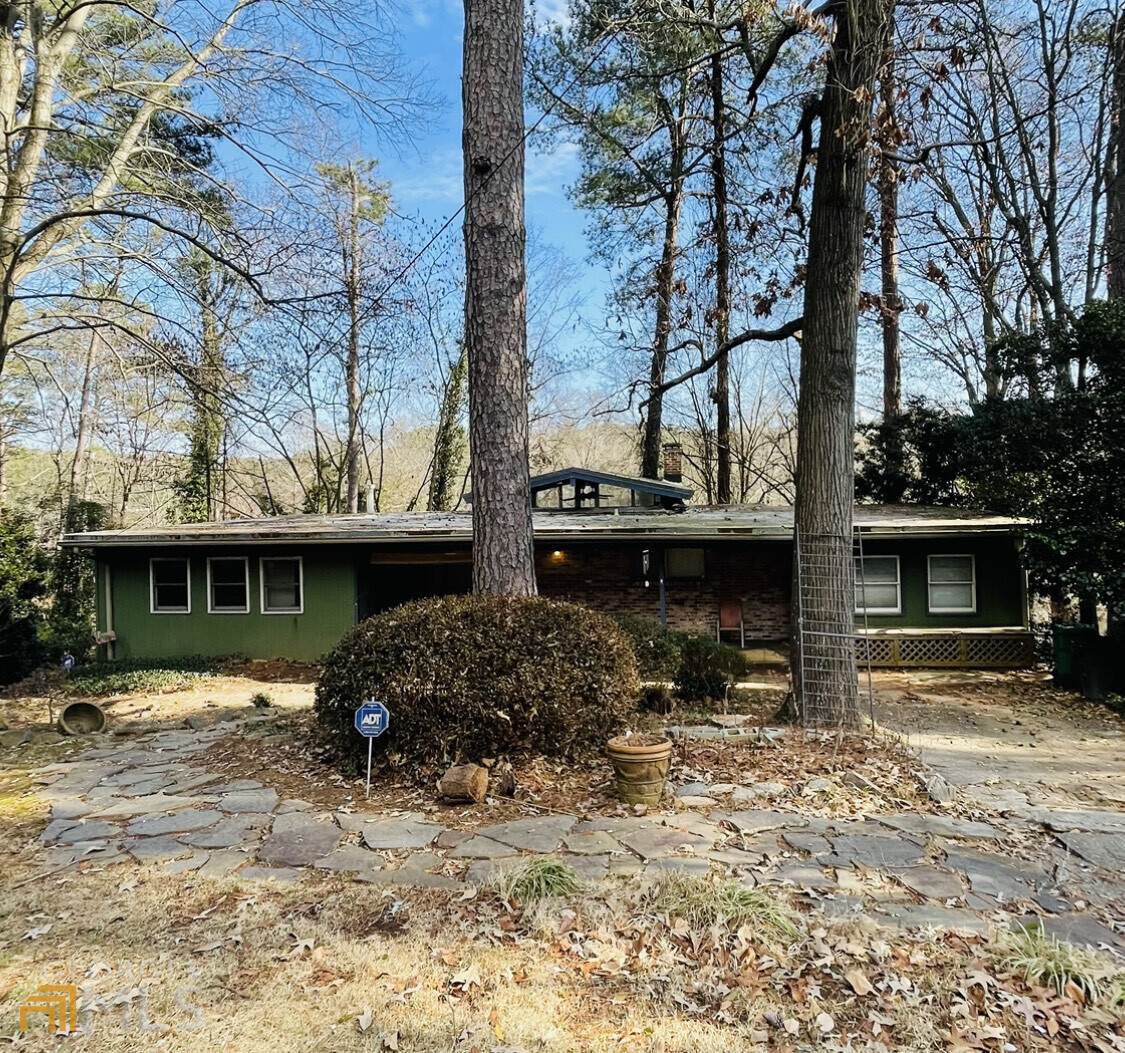 946 Milledge Place - Photo 1