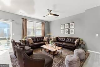 302 Oak Leaf Place - Photo 1