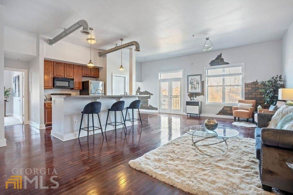 502 Pryor Street - Photo 1
