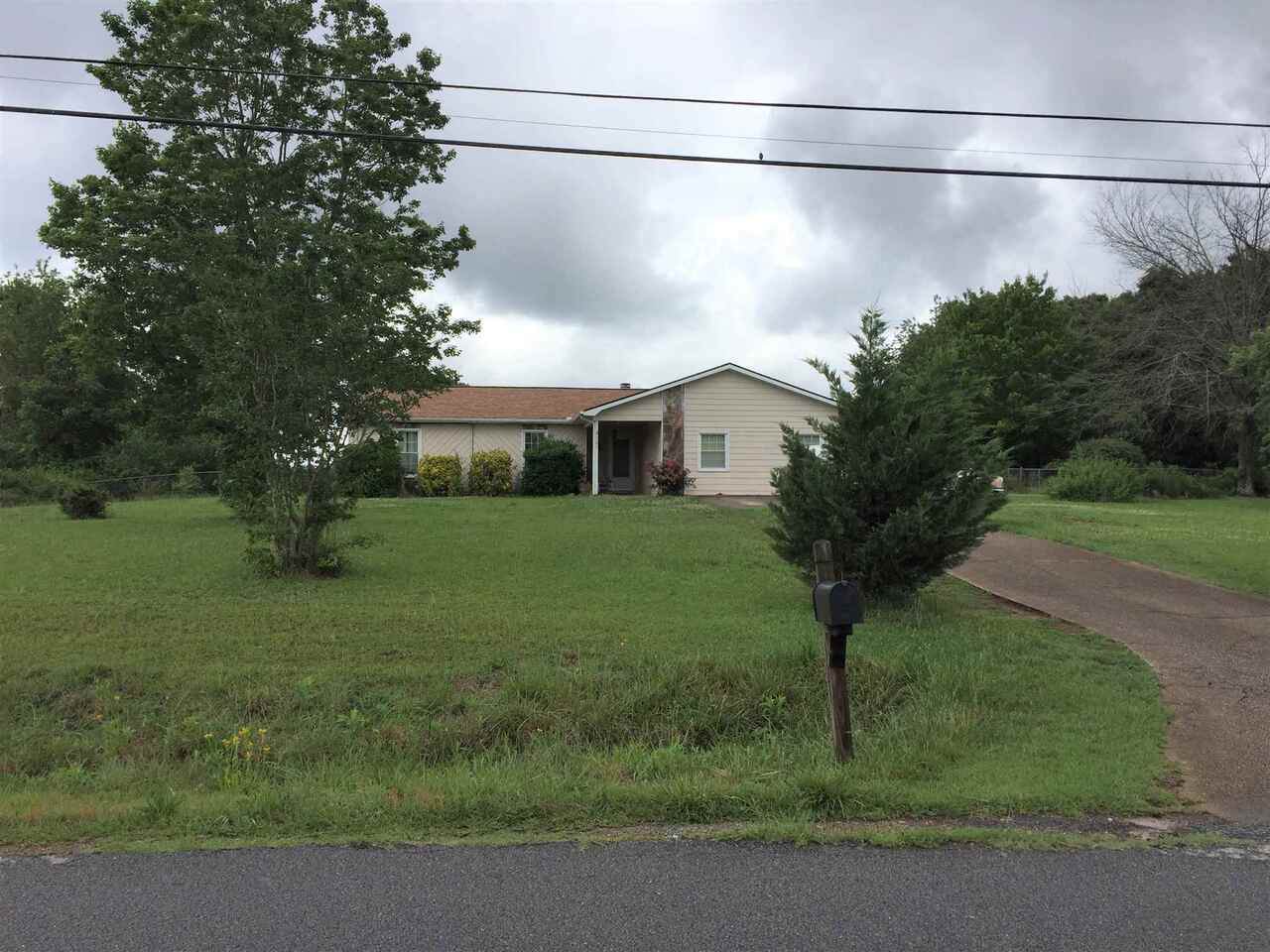 101 Summerfield Drive - Photo 1