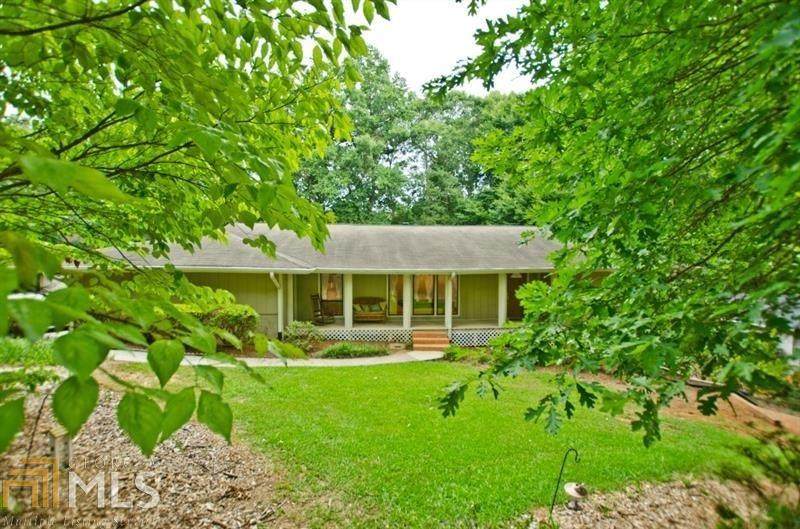 1283 Colony Dr - Photo 1