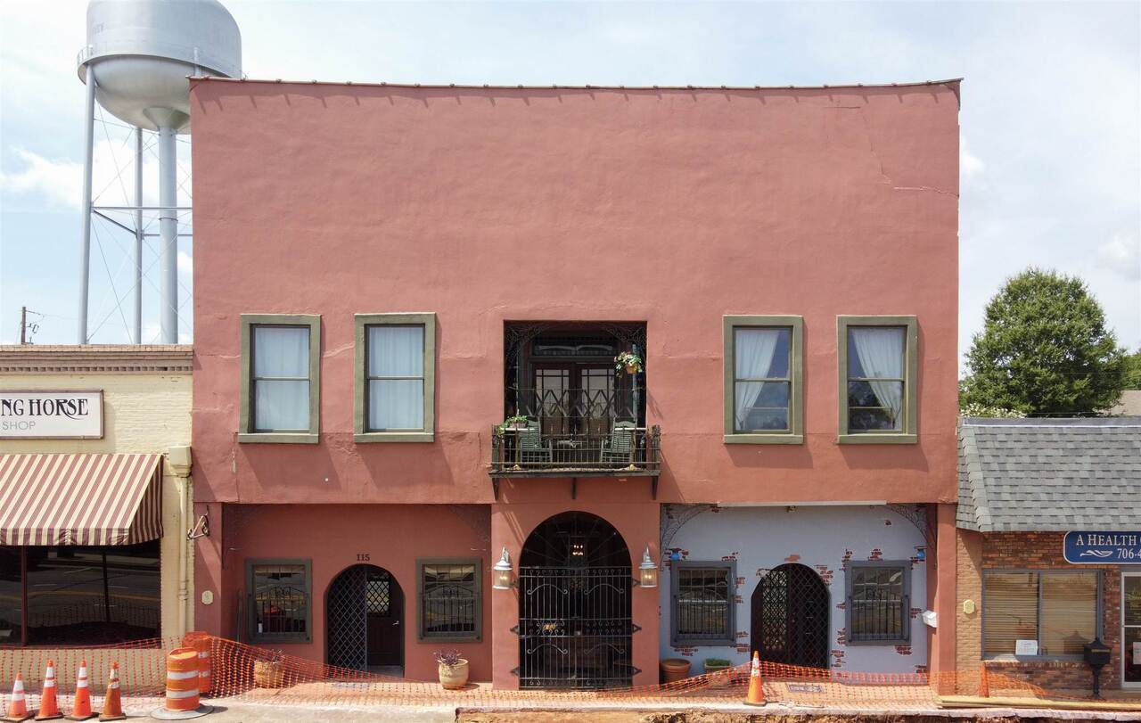 113 N Jefferson Avenue - Photo 1
