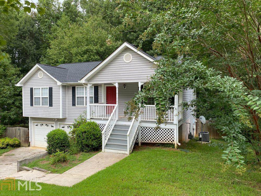 652 Angela Dr - Photo 1