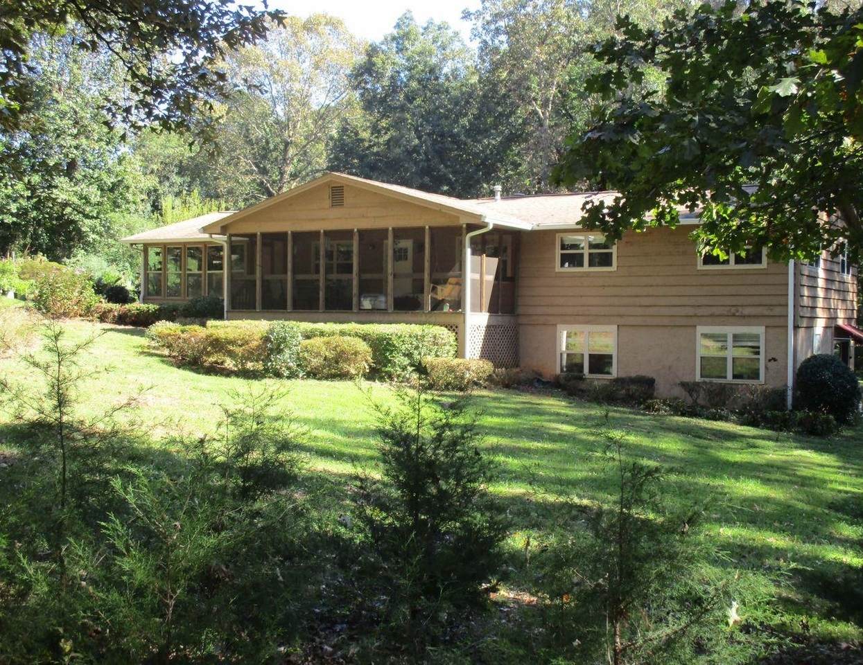 213 Bradshaw Lane - Photo 1