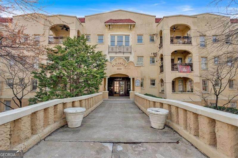 2855 Peachtree Road - Photo 1