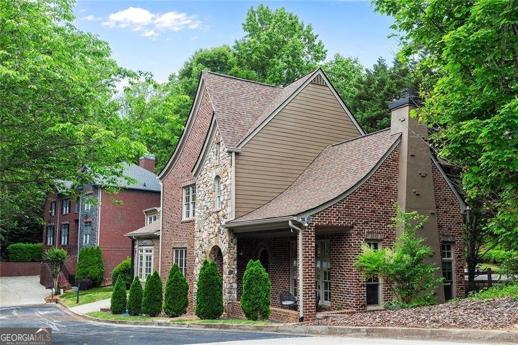 580 Cliftwood Court - Photo 1