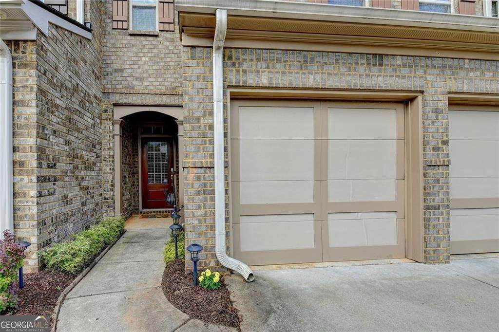 1570 Winshire Cove - Photo 1