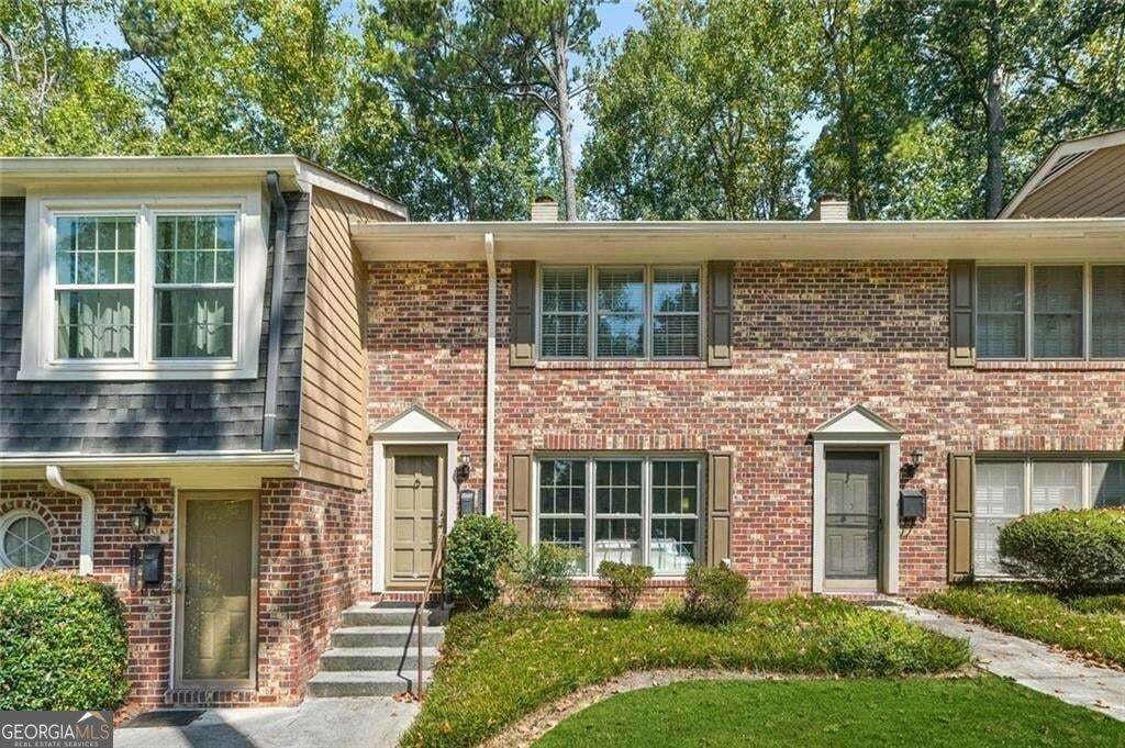 2474 Northlake Court - Photo 1