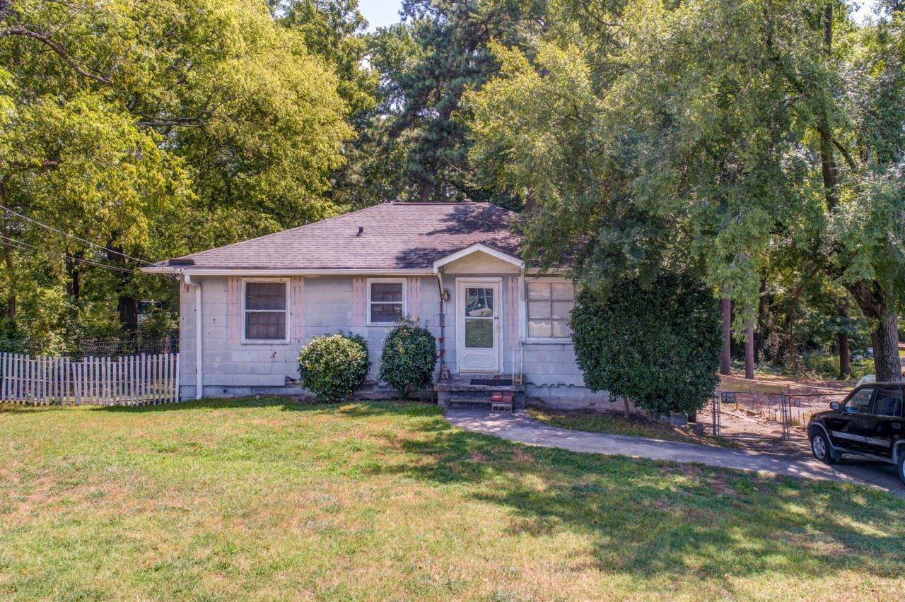5211 Oakdale Rd - Photo 1