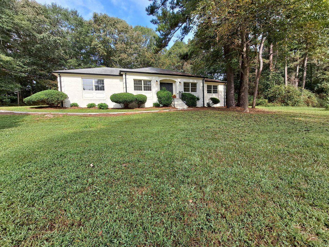 1623 Thomas Drive - Photo 1