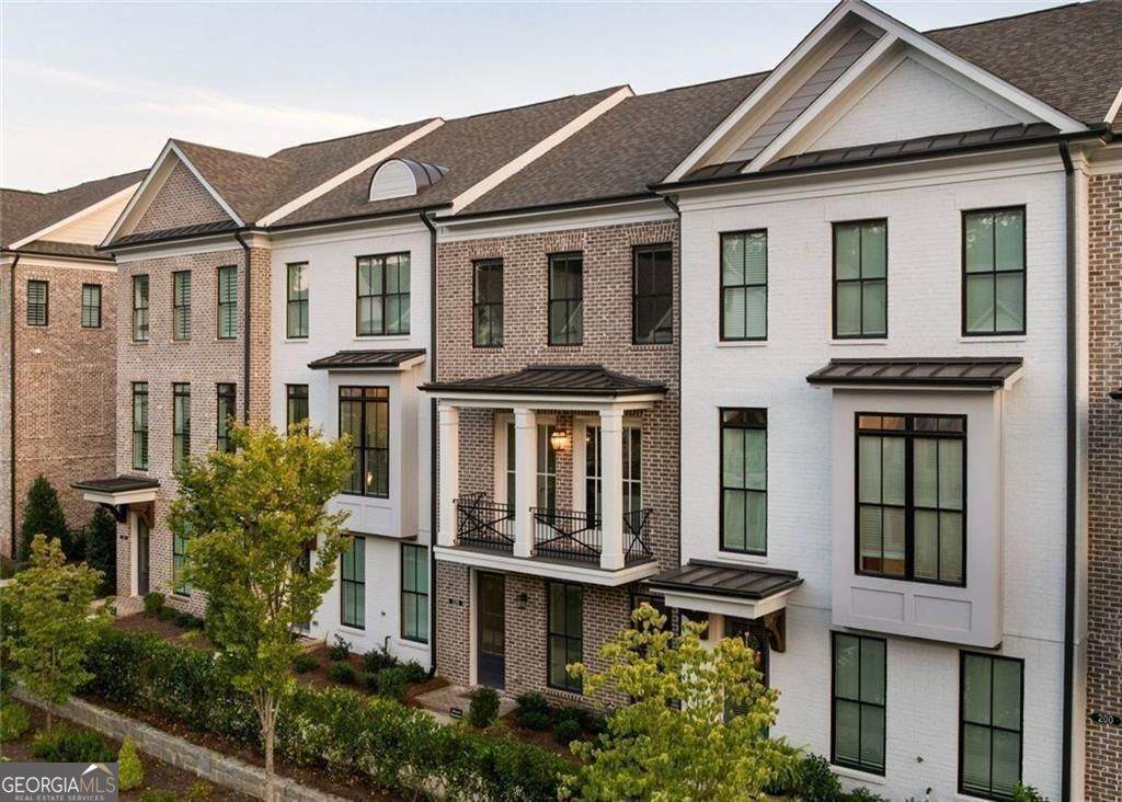 220 Briscoe Way - Photo 1