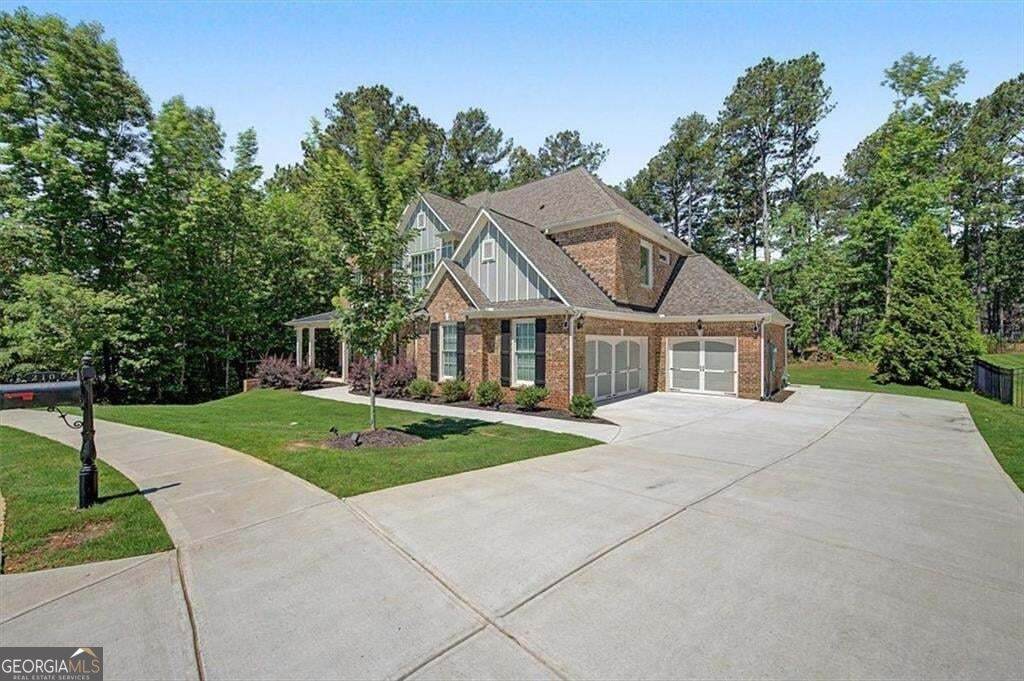 210 Manchester Lane - Photo 1