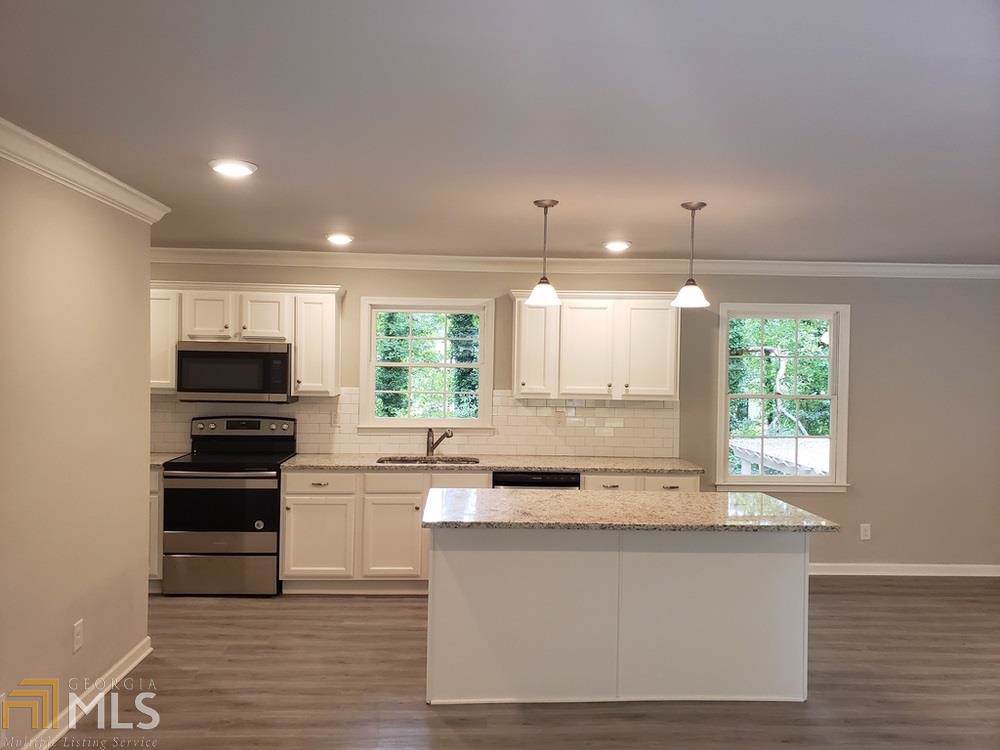 8802 Vansant St - Photo 1