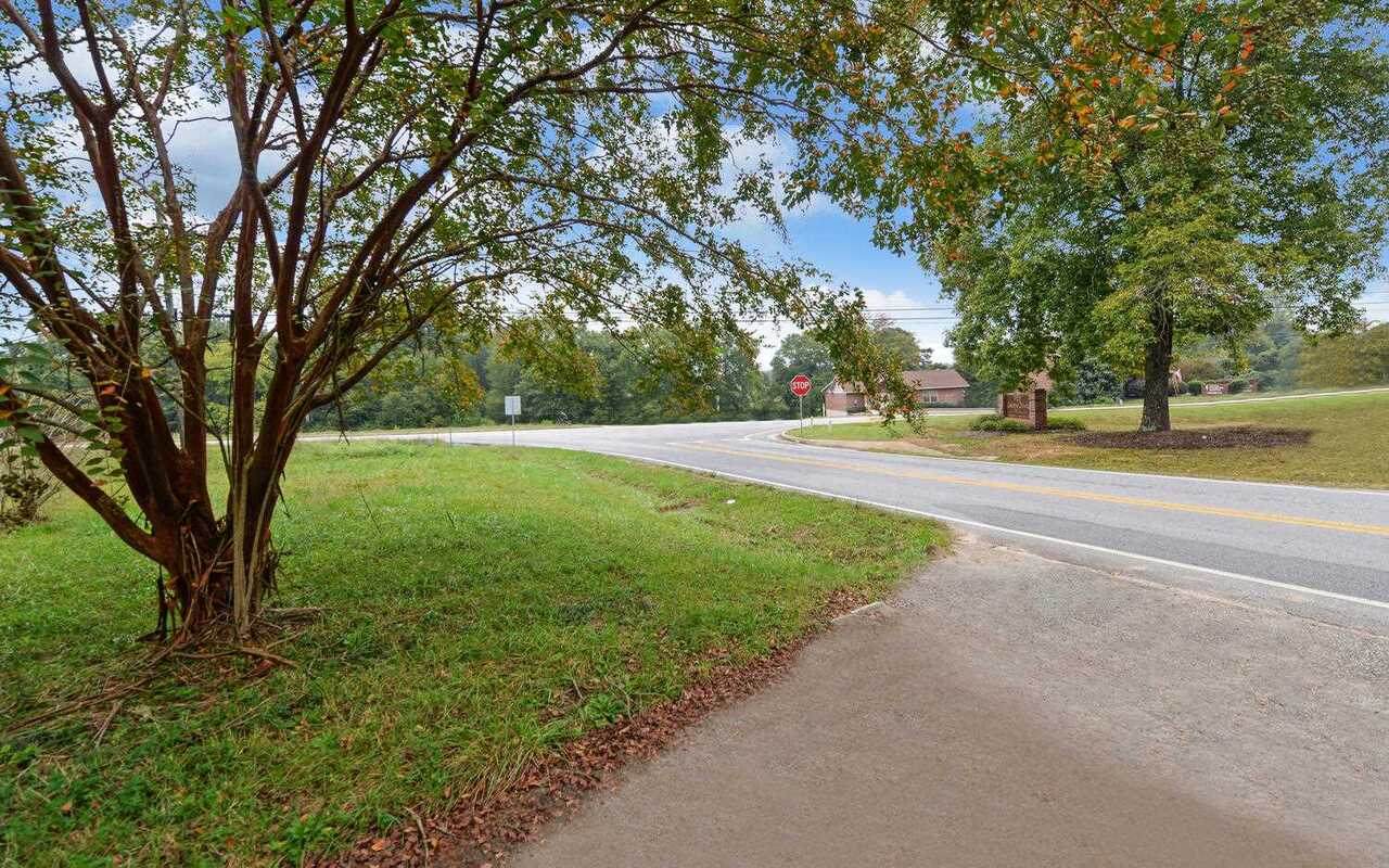 28 Memorial Drive - Photo 1