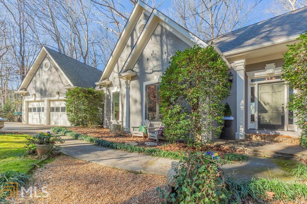 5095 Ascot Dr - Photo 1