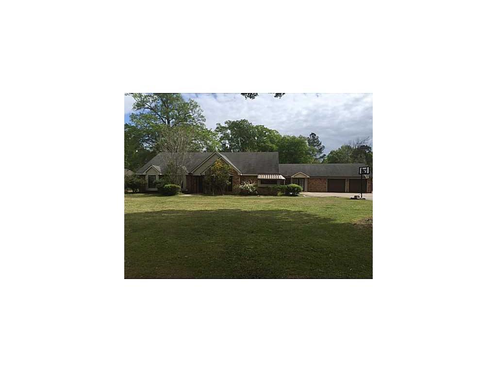 218 Meadow Drive - Photo 1