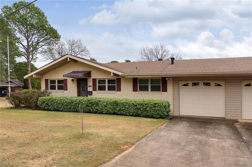 732 Highpoint Circle - Photo 1