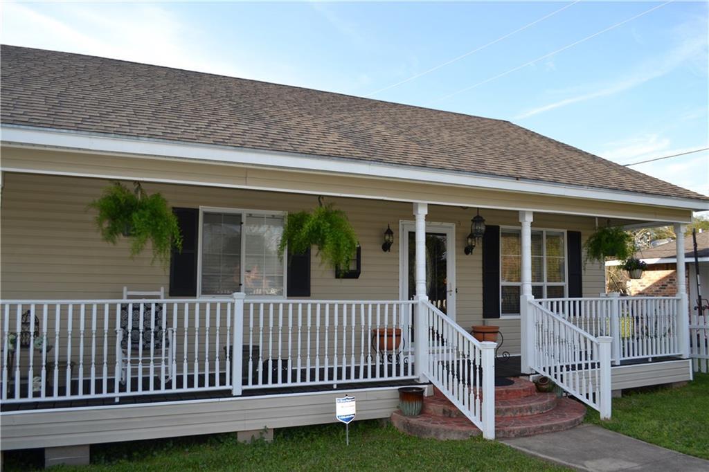 812 Rampart Street - Photo 1