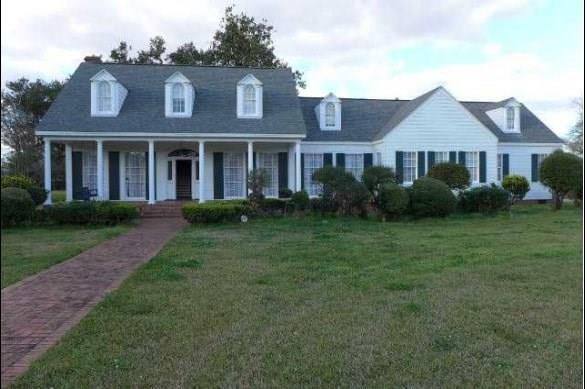 204 Keller Street - Photo 1