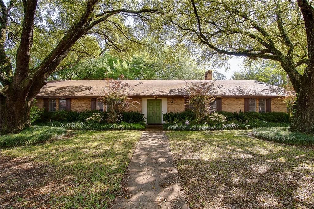 507 Idlewood Drive - Photo 1