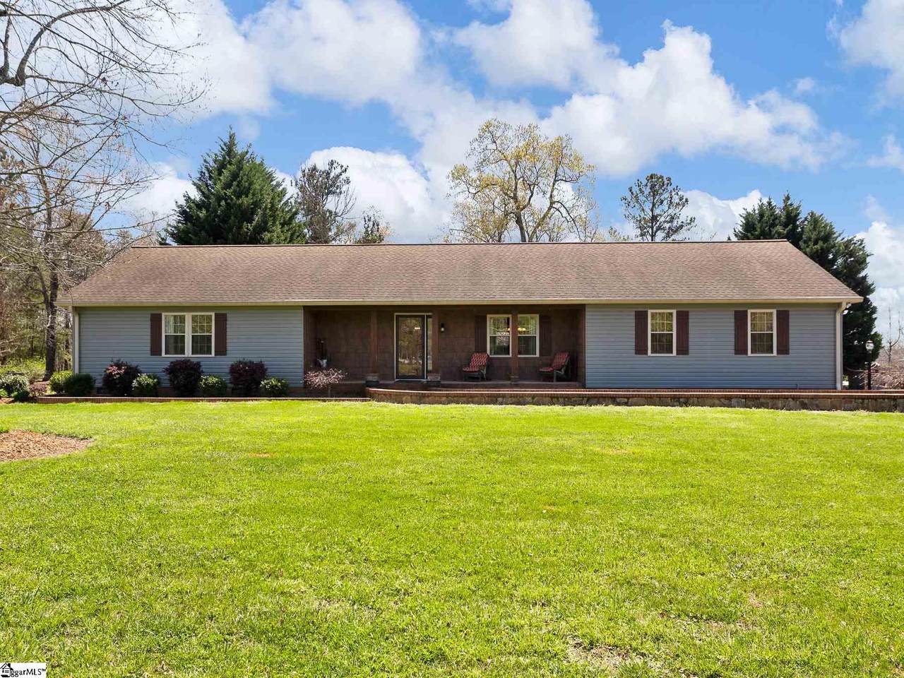 105 James Road - Photo 1