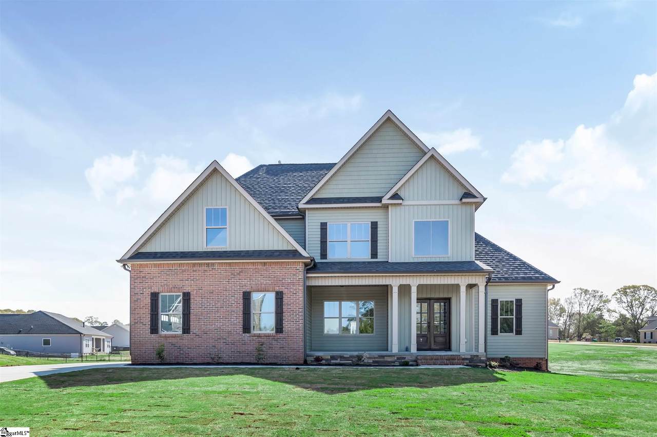 7 Stetson Drive - Photo 1