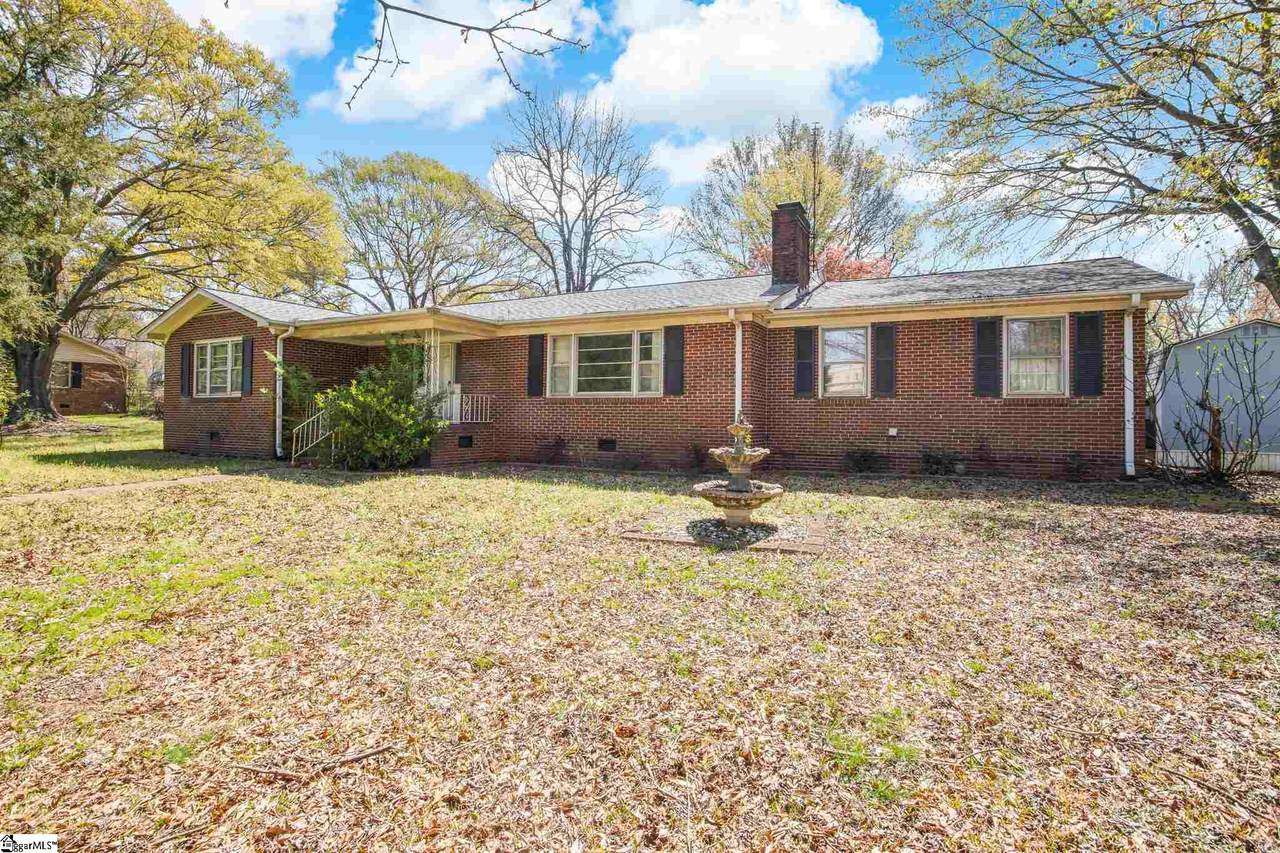 413 Chick Springs Road - Photo 1