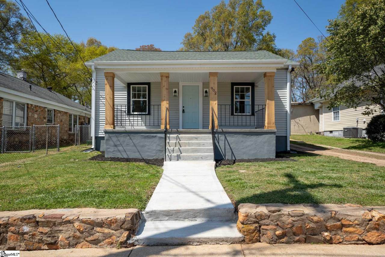 902 Green Avenue - Photo 1