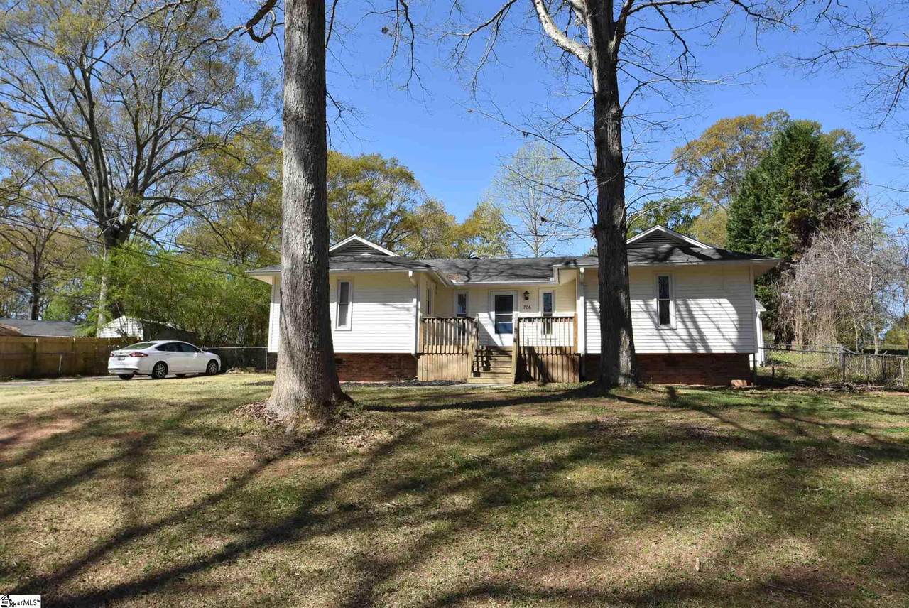 206 Westwood Drive - Photo 1