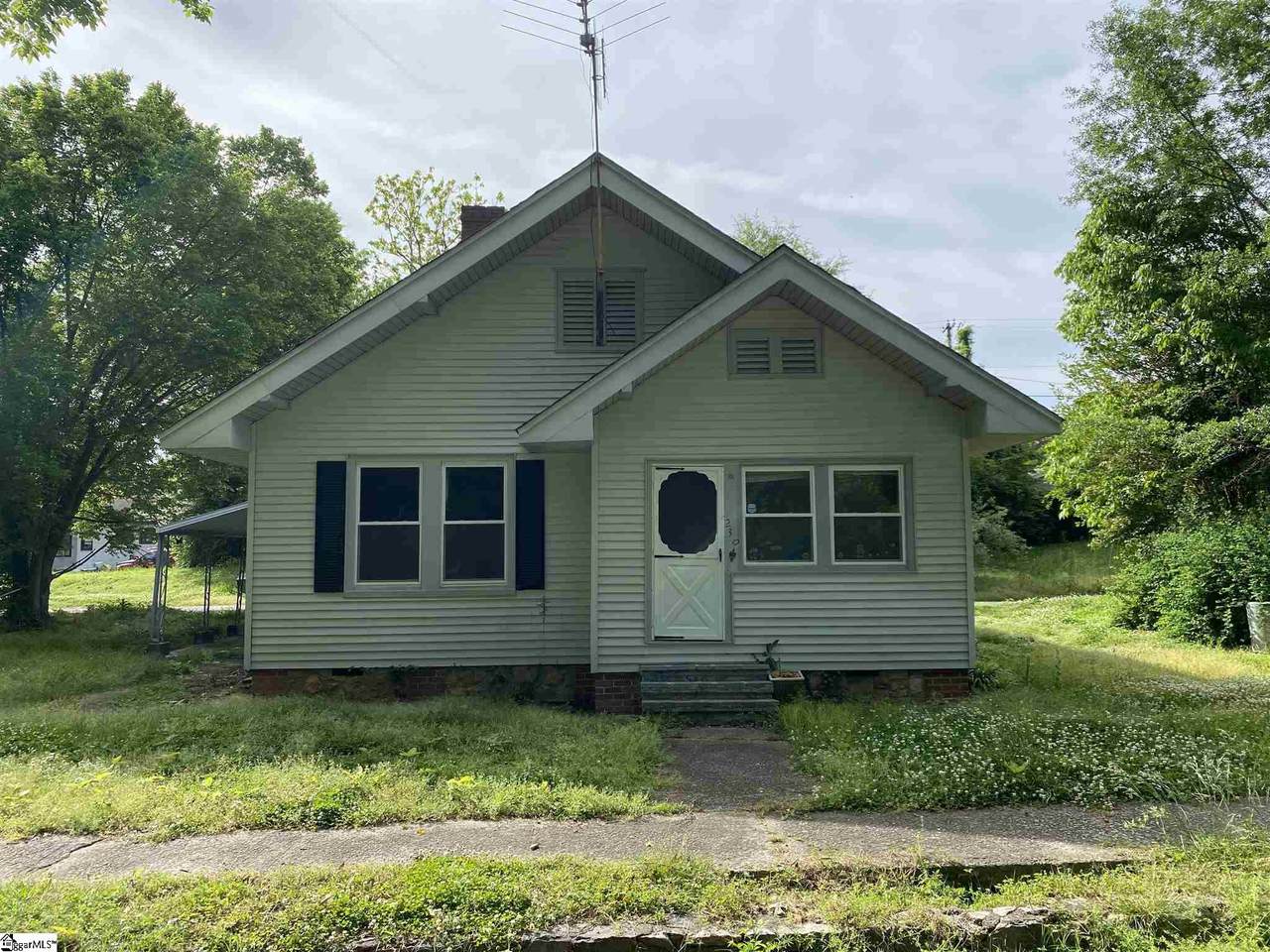230 Milliken Street - Photo 1