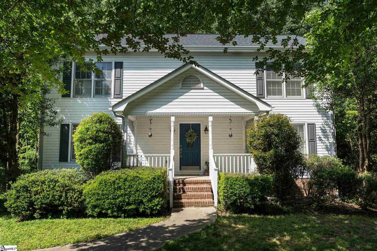 228 Hardwood Road - Photo 1