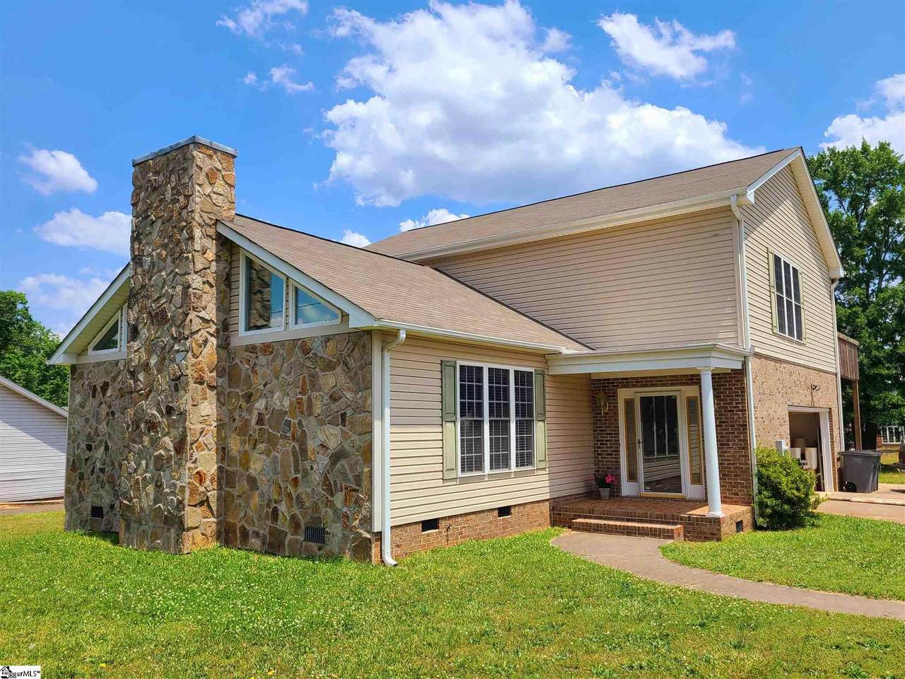 2 Millbrooke Circle - Photo 1