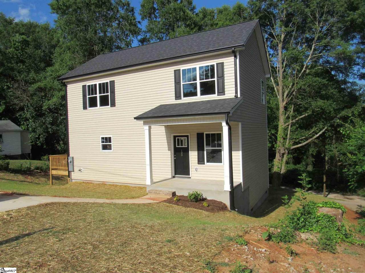 120 Davis Street - Photo 1