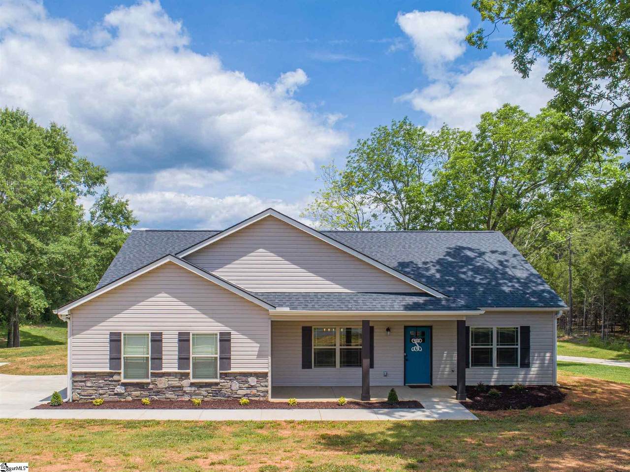 105 Wham Lawn Road - Photo 1