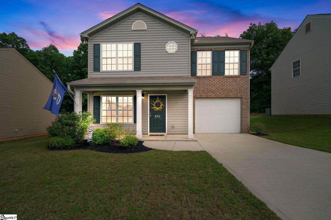 831 Markham Circle - Photo 1
