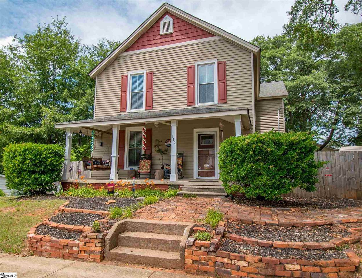 112 Mason Street - Photo 1