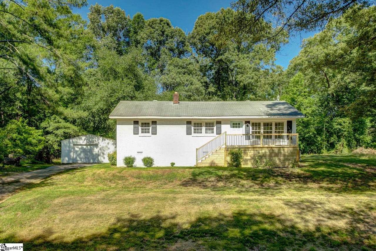 202 Valley Drive - Photo 1