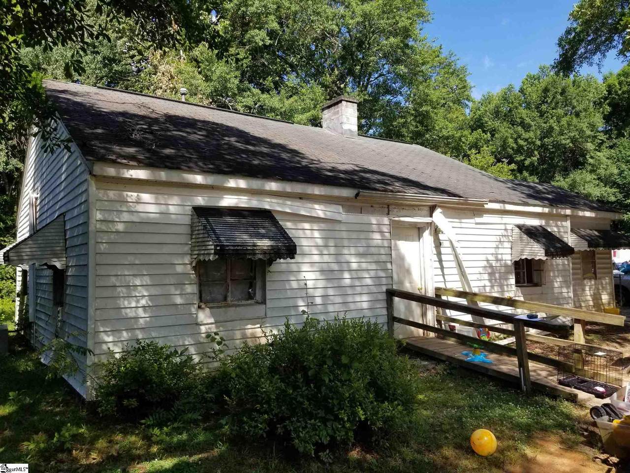 100 Locust Street - Photo 1