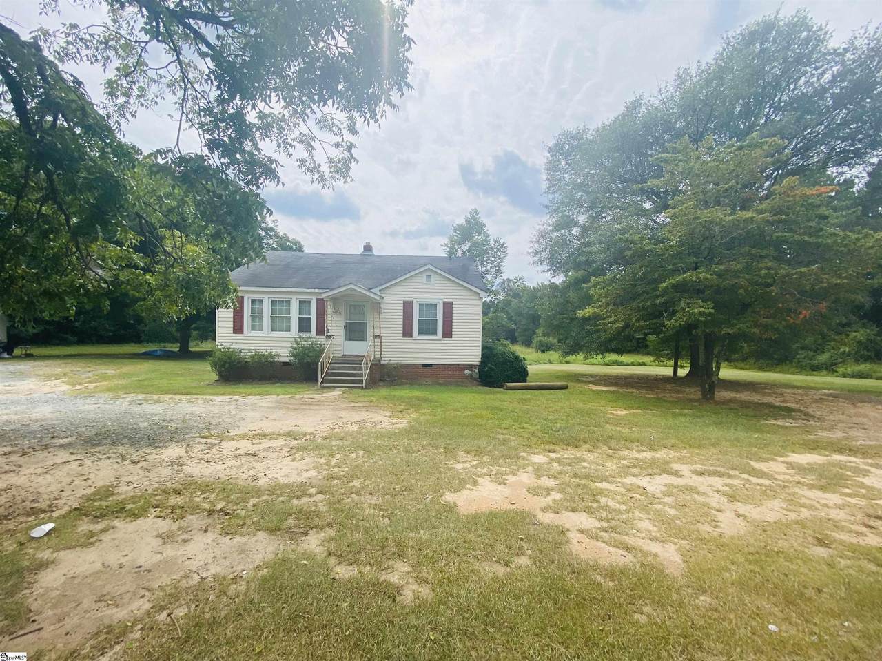 4913 76 Highway - Photo 1