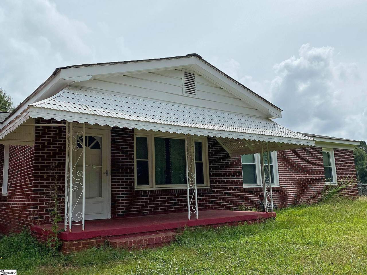 112 Calhoun Street - Photo 1