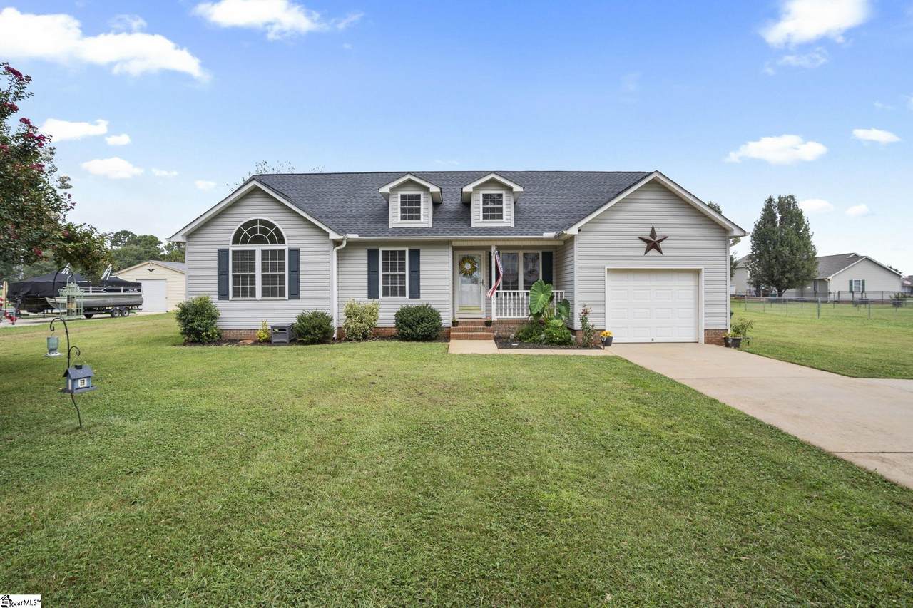 838 Sunny Slope Drive - Photo 1