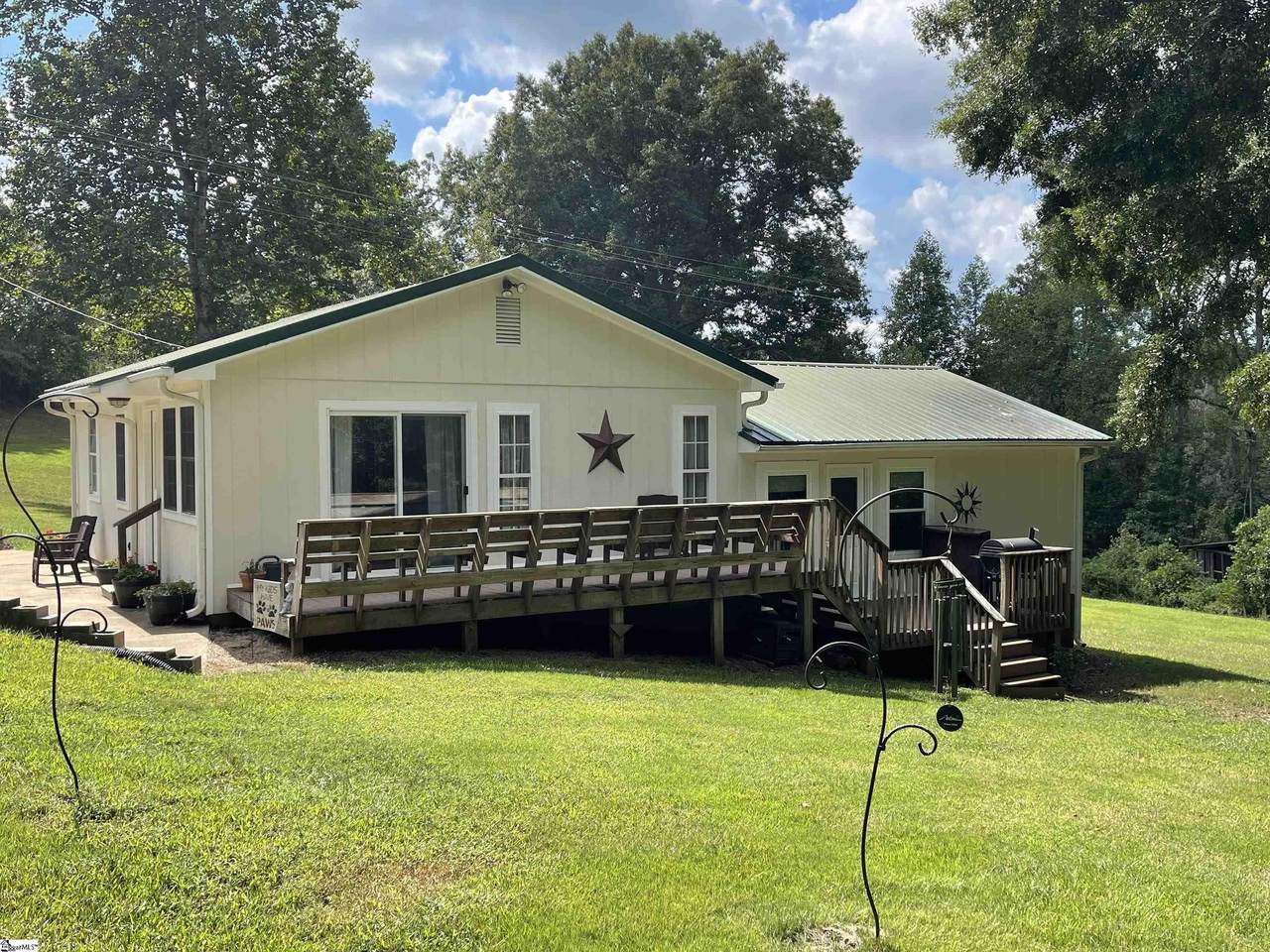 190 Webb Road - Photo 1