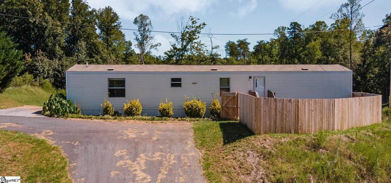 102 Crestwood Court - Photo 1